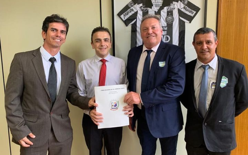 Bandiera renova pedidos ao deputado Aliel Machado