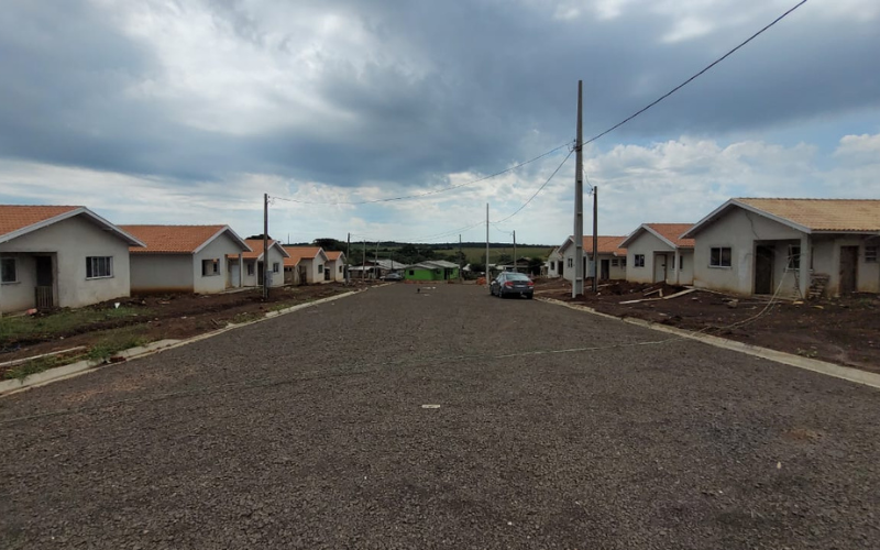 Cohapar e Prefeitura estão construindo 29 casas populares 