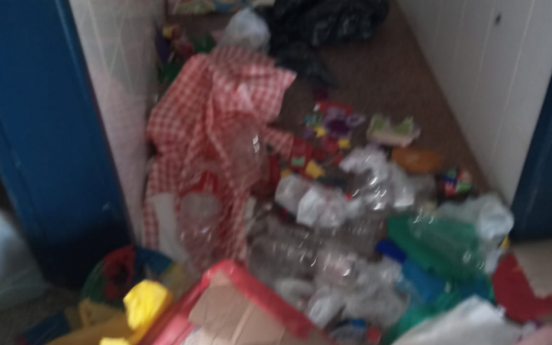 CMEI e escola municipal sofrem atos de vandalismo