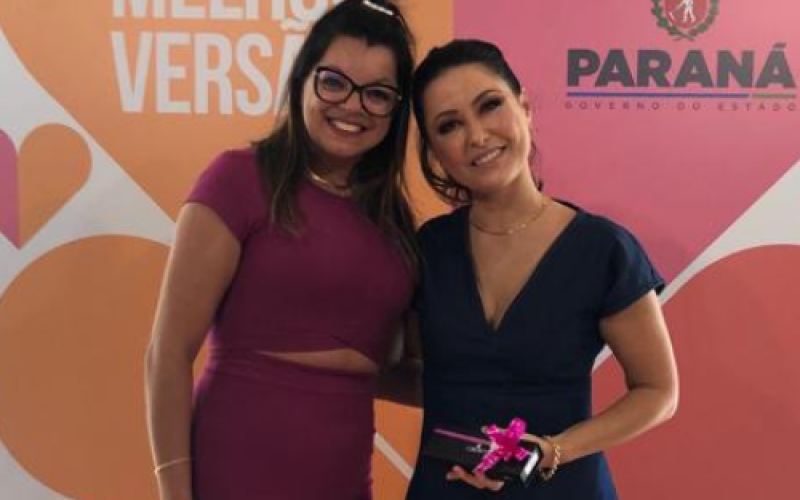 Cristiana Oliveira participa do Encontro das Primeiras-Damas do Paraná