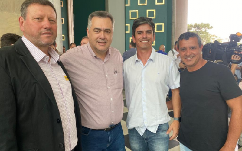 Bringhentti participa de encontro com governador Ratinho Jr.
