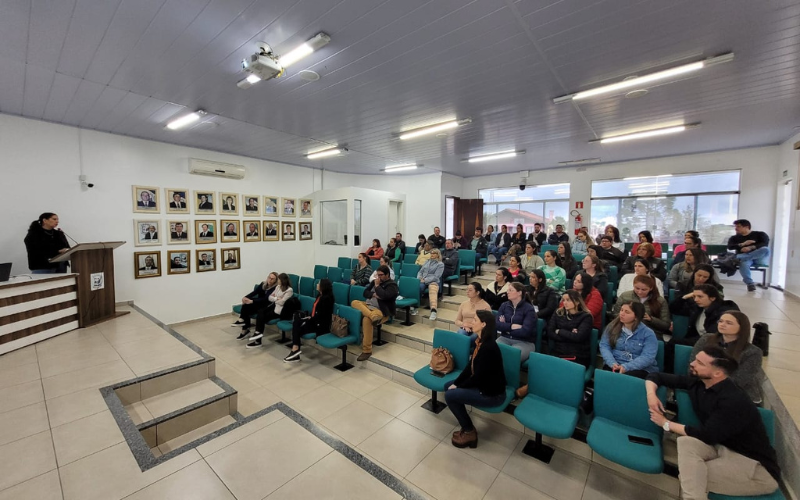 Cel. Domingos Soares discute implantação do PlanificaSUS